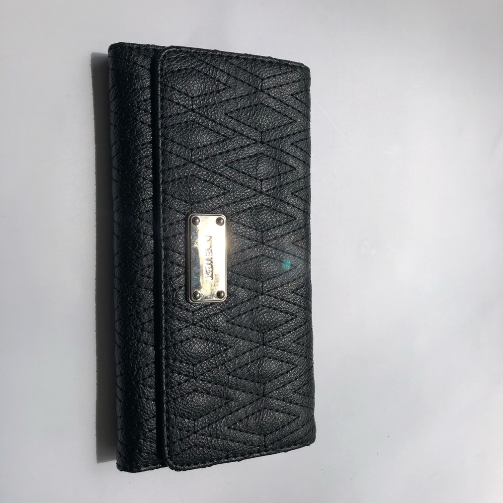Nine West black wallet